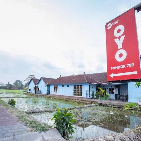 Oyo 1207 Pondok 789 Near Canggu Echo Beach Eksteriør bilde