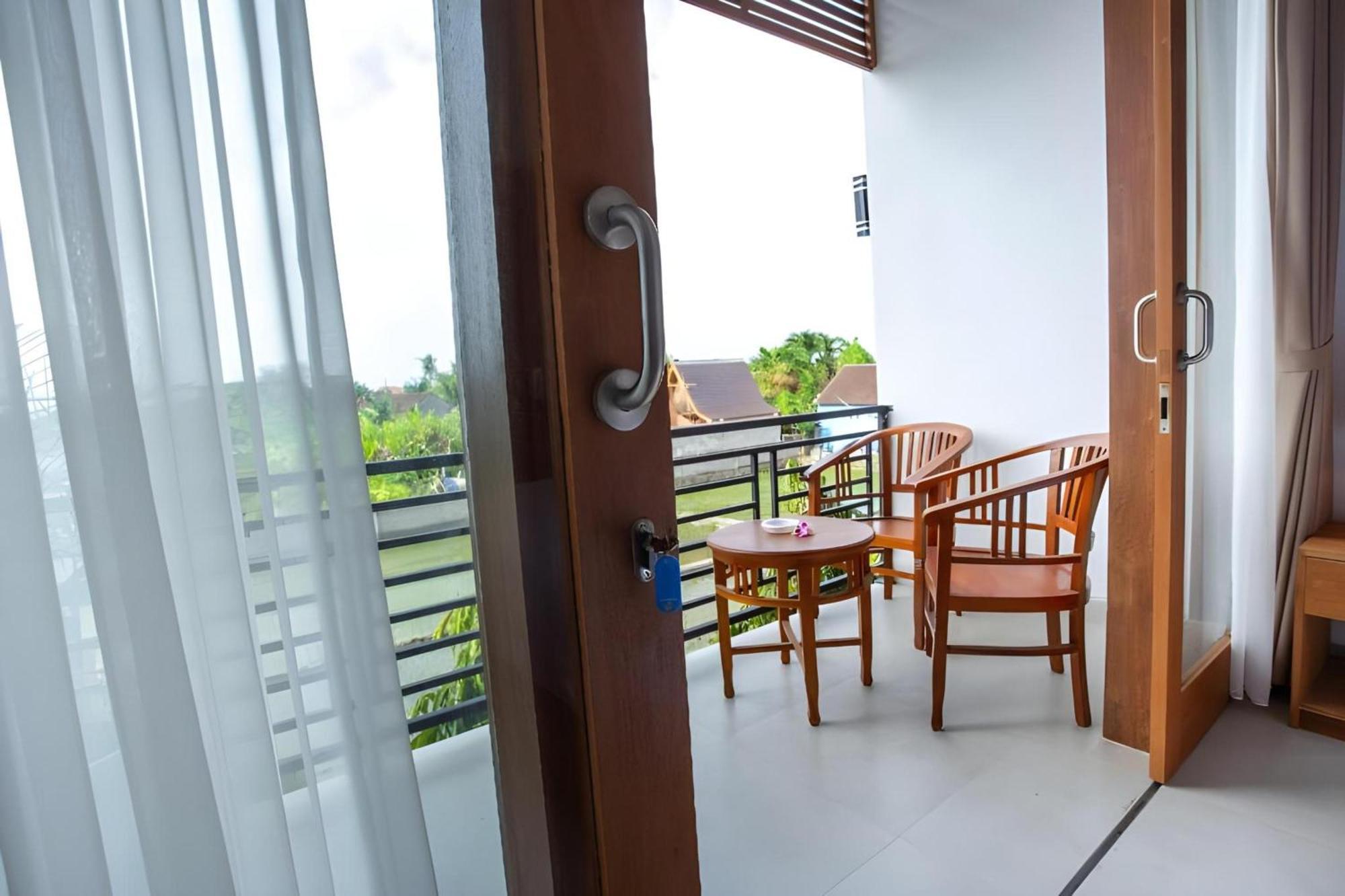Oyo 1207 Pondok 789 Near Canggu Echo Beach Eksteriør bilde